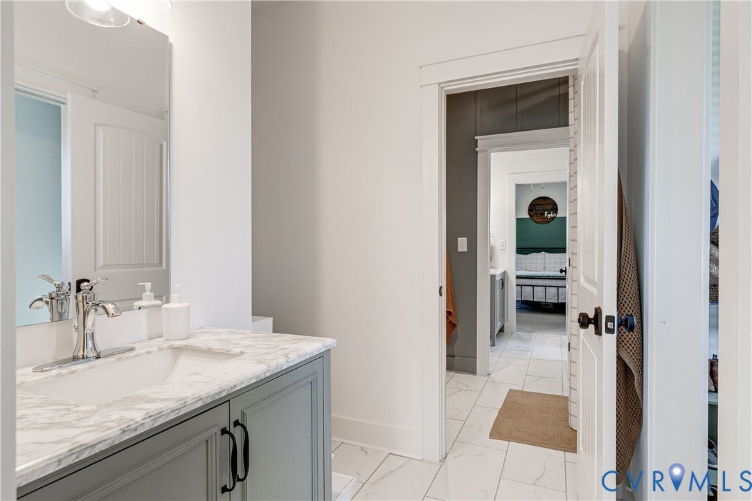 1002 Seay Road, Manakin Sabot, VA 23103 1002 Seay Road, Manakin Sabot, VA 23103