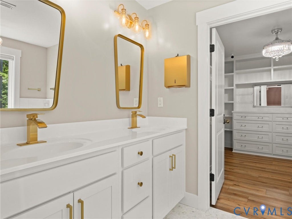 11537 Longtown Drive, Midlothian, VA 23112 11537 Longtown Drive, Midlothian, VA 23112