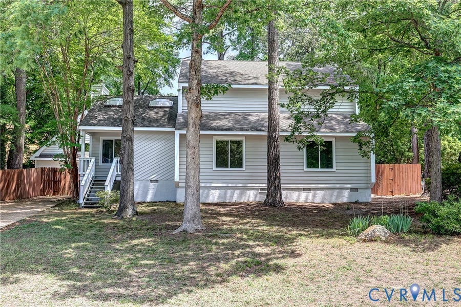 Property photo for 10040 Stonemill Road, Henrico, VA
