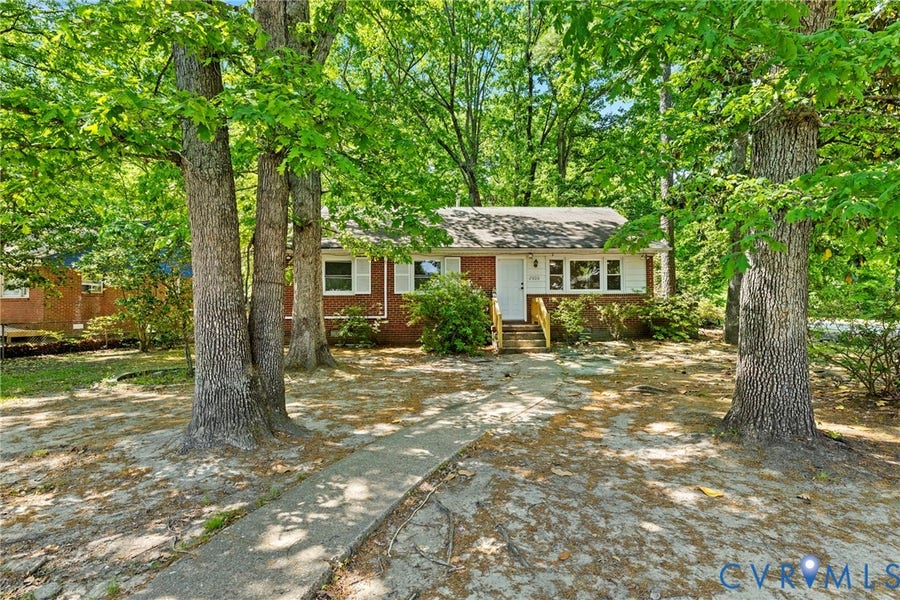 Property photo for 2800 Lauradale Lane, Richmond, VA