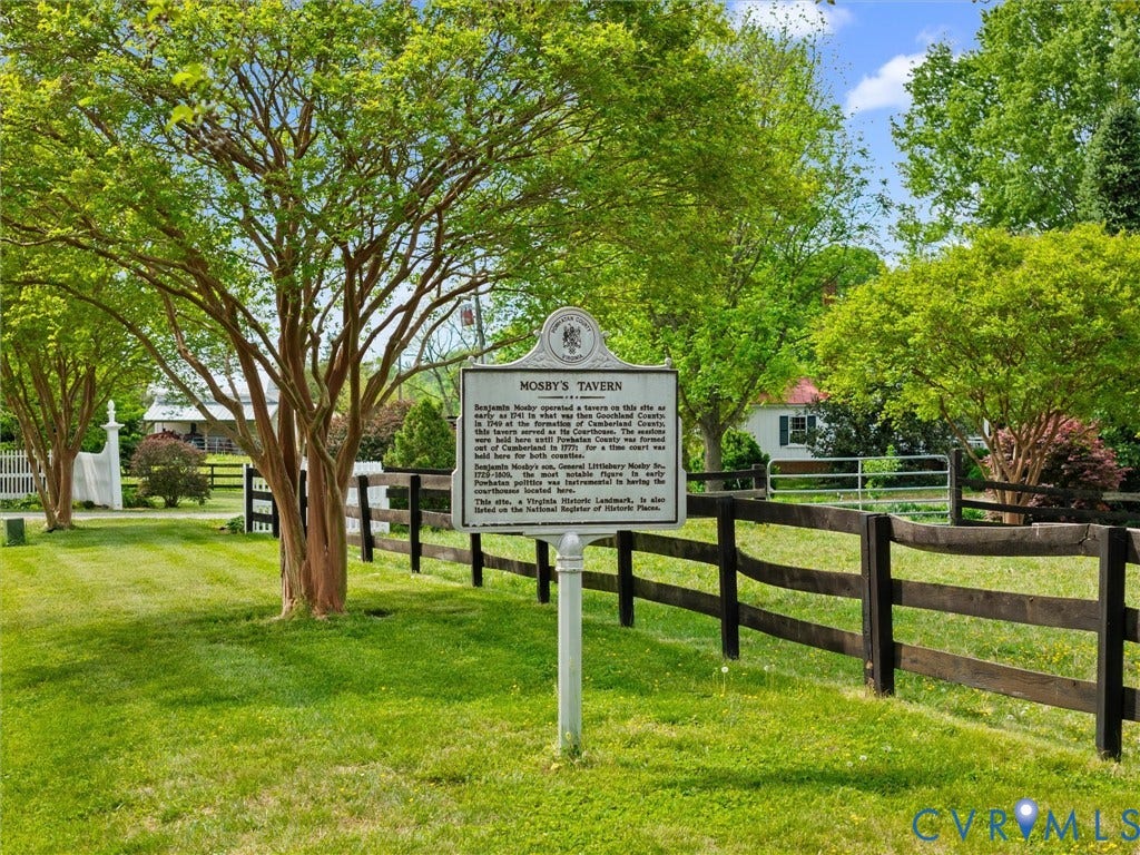 HISTORICAL VIRGINIA MARKER AT RESIDENCE