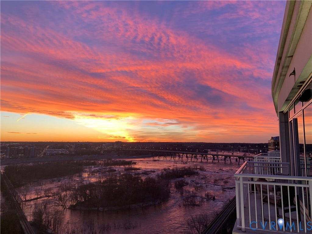 301 Virginia Street, #U804, Downtown, Richmond, VA 23219 Another beautiful sunset.