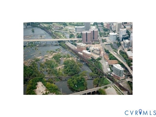 301 Virginia Street, #U804, Downtown, Richmond, VA 23219 And you can also see why the River views are so beautiful!