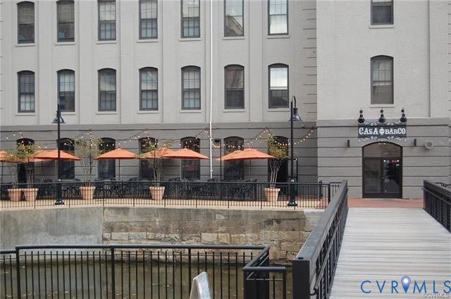 301 Virginia Street, #U804, Downtown, Richmond, VA 23219 Casa Del Barco- one of hundreds of restaurants that you can walk to.