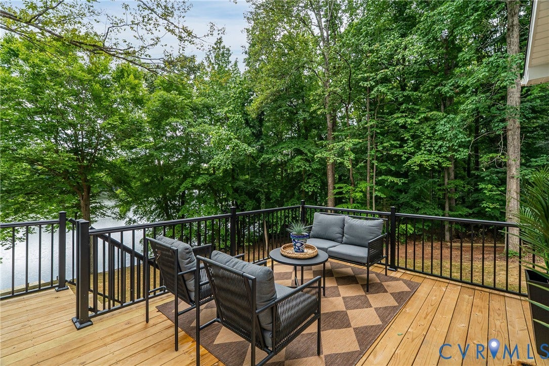 2128 Highland Drive, Powhatan, VA 23139 2128 Highland Drive, Powhatan, VA 23139