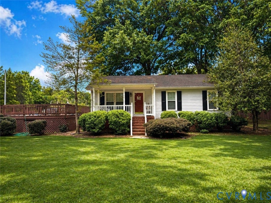 Property photo for 17144 Wagner Street, Milford, VA