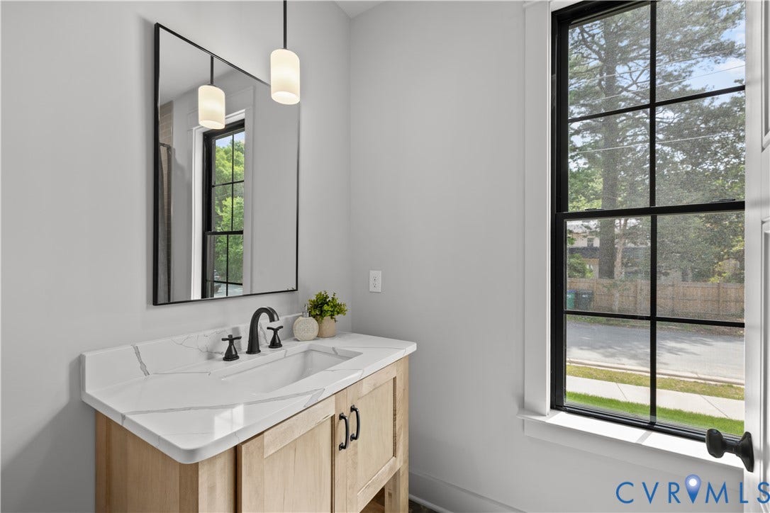 508 Westview Avenue, Westhampton, Richmond, VA 23226 First Level Full Bath / Powder Room