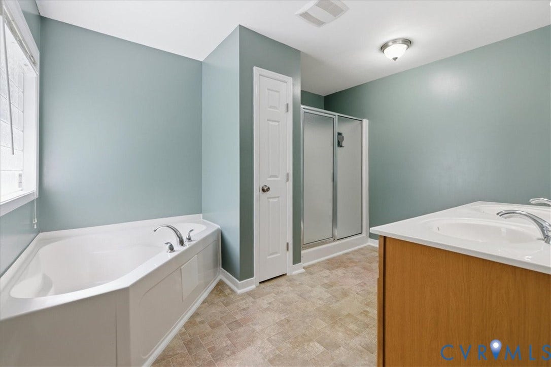 6300 Oak Arbor Court, Chester, VA 23831