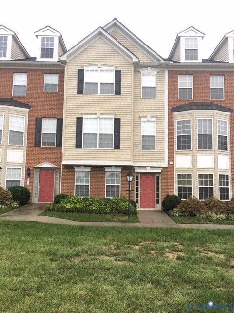 Property photo for 7474 Pebble Lake Drive, Mechanicsville, VA