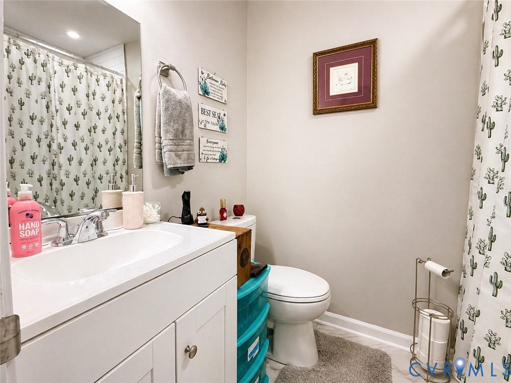 261 E Ladies Mile Road, Richmond, VA 23222 261 E Ladies Mile Road, Richmond, VA 23222