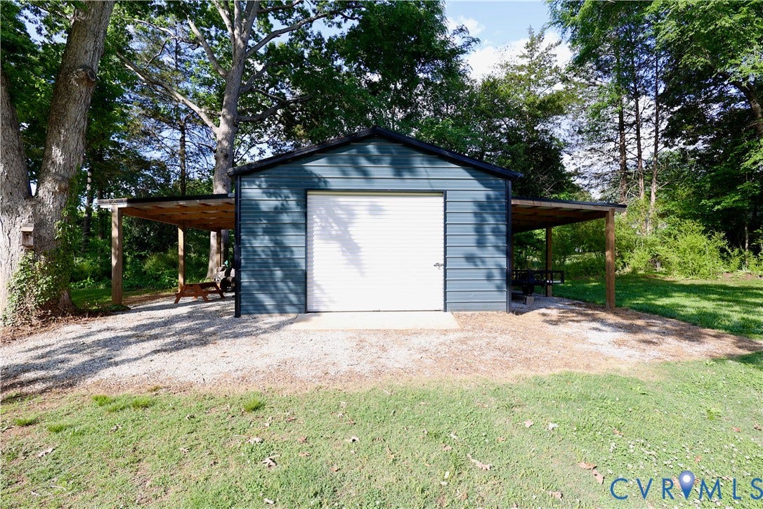 932 Lee Road, Crozier, VA 23039 932 Lee Road, Crozier, VA 23039