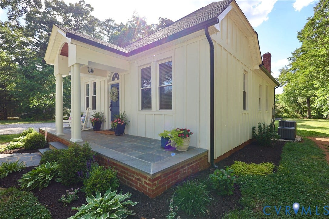 932 Lee Road, Crozier, VA 23039 932 Lee Road, Crozier, VA 23039