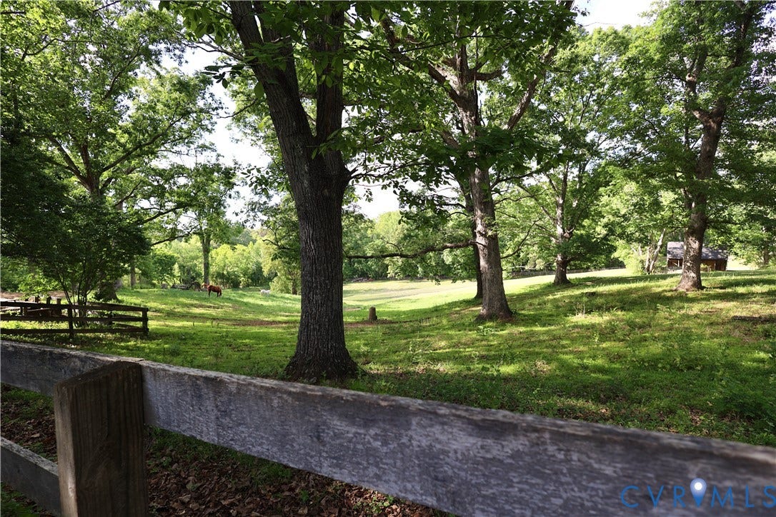 932 Lee Road, Crozier, VA 23039 932 Lee Road, Crozier, VA 23039