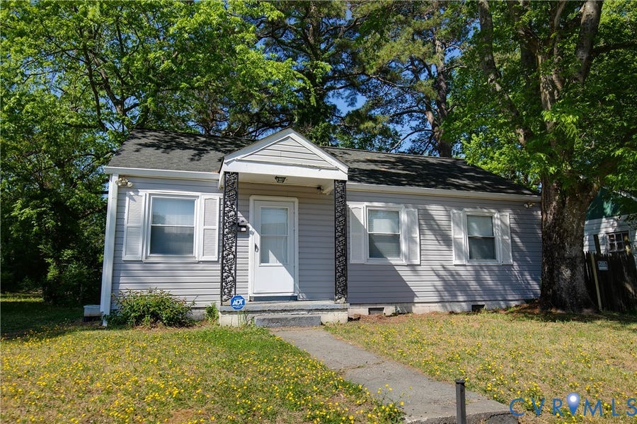 Property photo for 48 Gibbons Avenue, Petersburg, VA