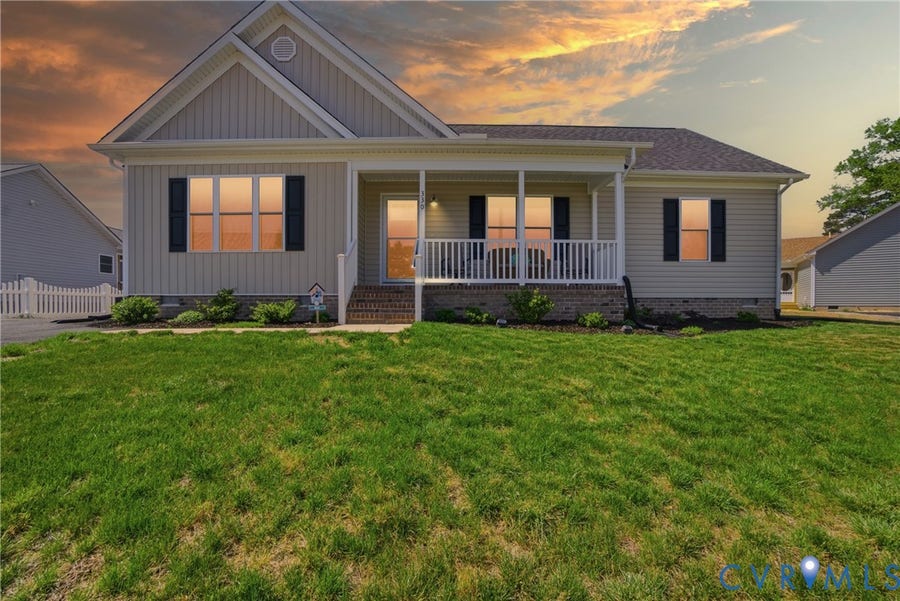Property photo for 330 Pinecliffe Drive, Colonial Heights, VA