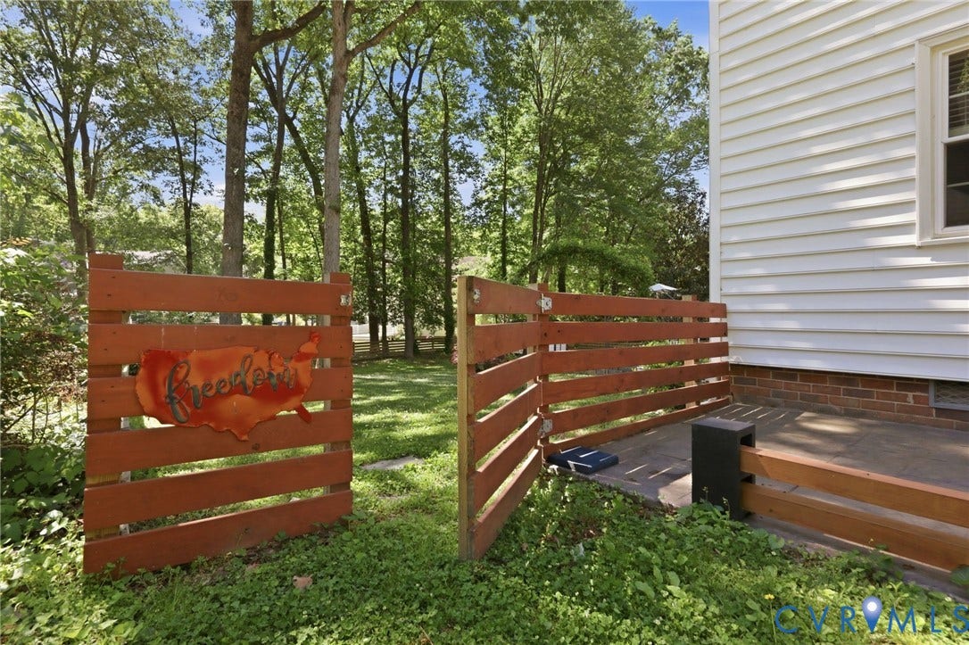 1633 Elmart Lane, Chesterfield, VA 23235 1633 Elmart Lane, Chesterfield, VA 23235