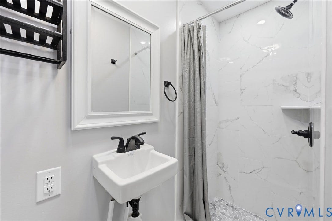 1633 Elmart Lane, Chesterfield, VA 23235 Inlaw suite