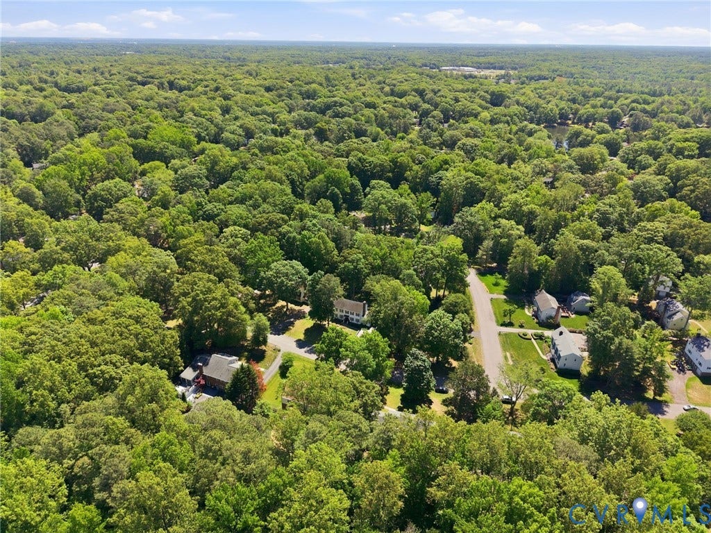 1633 Elmart Lane, Chesterfield, VA 23235 1633 Elmart Lane, Chesterfield, VA 23235