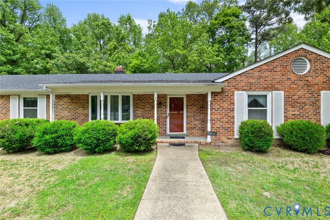 3810 Centralia Road, Chester, VA 23831