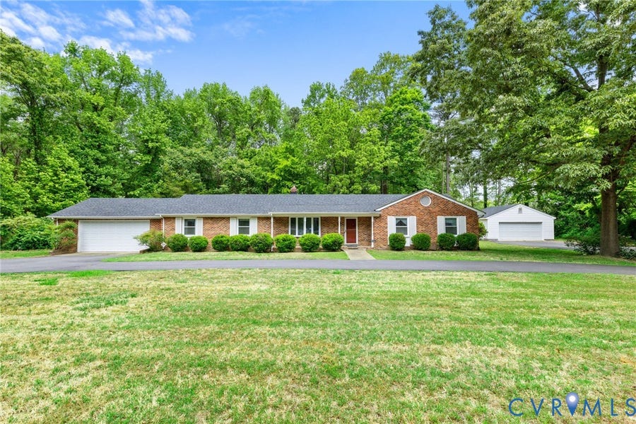 Property photo for 3810 Centralia Road, Chester, VA