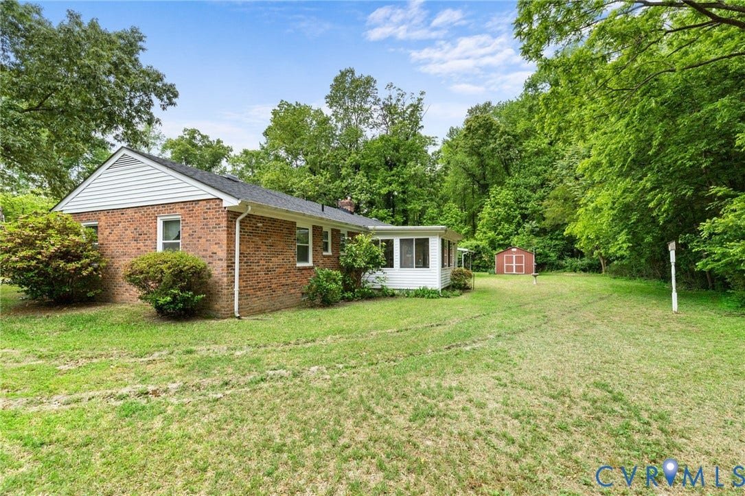 3810 Centralia Road, Chester, VA 23831