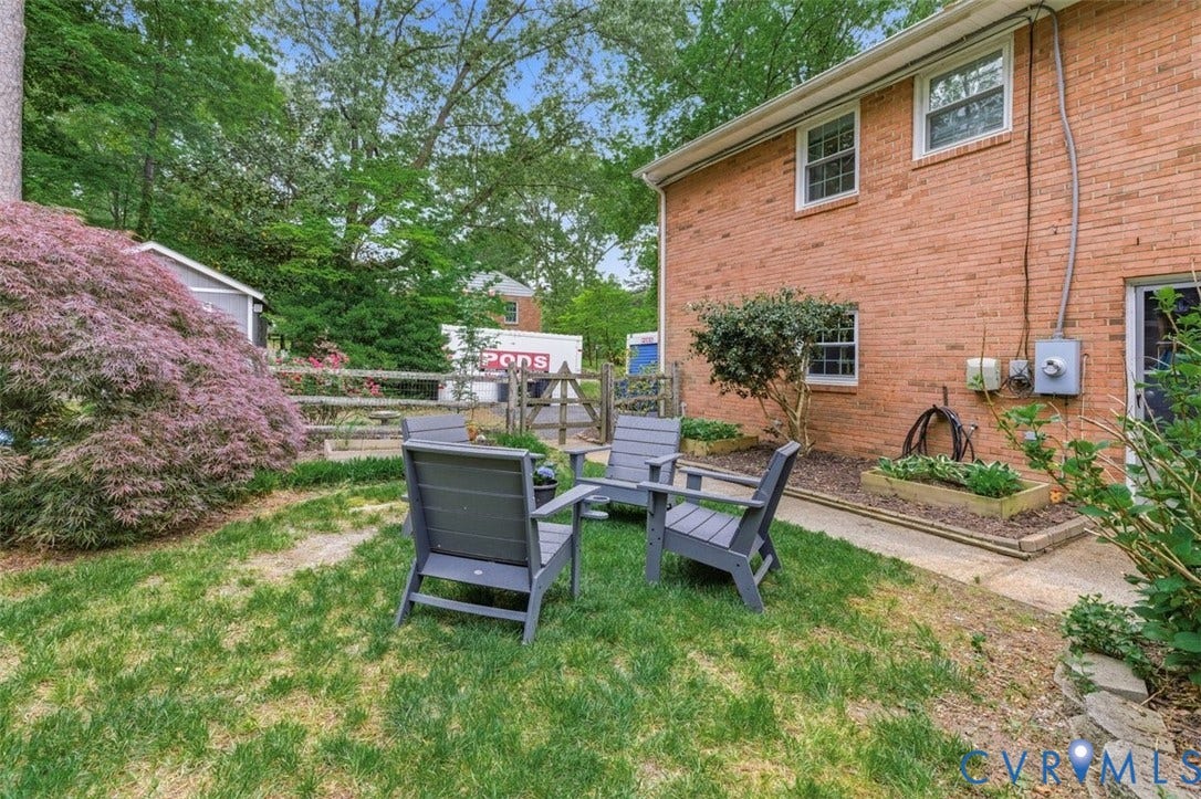 12641 Winfree Street, Chester, VA 23831