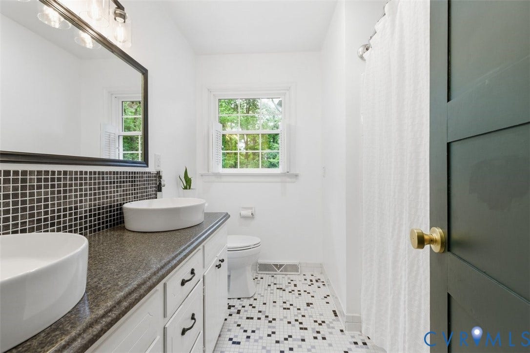 12641 Winfree Street, Chester, VA 23831