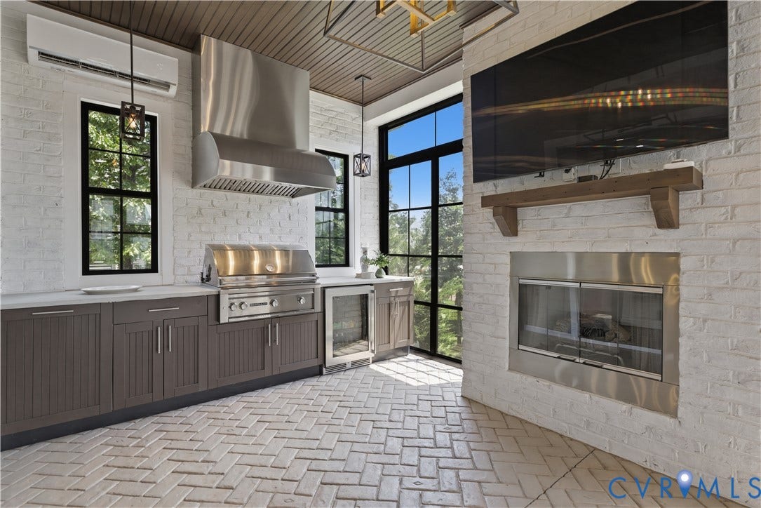 15531 Willowmore Drive, Midlothian, VA 23112 15531 Willowmore Drive, Midlothian, VA 23112