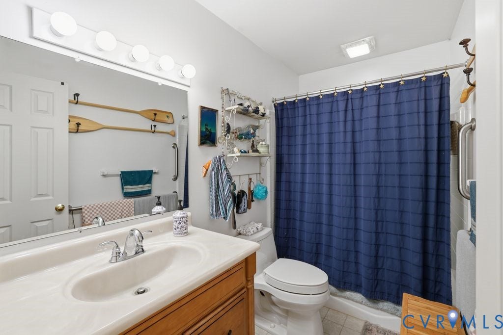 1061 Turkey Ridge Drive, Powhatan, VA 23120 1st floor full bath