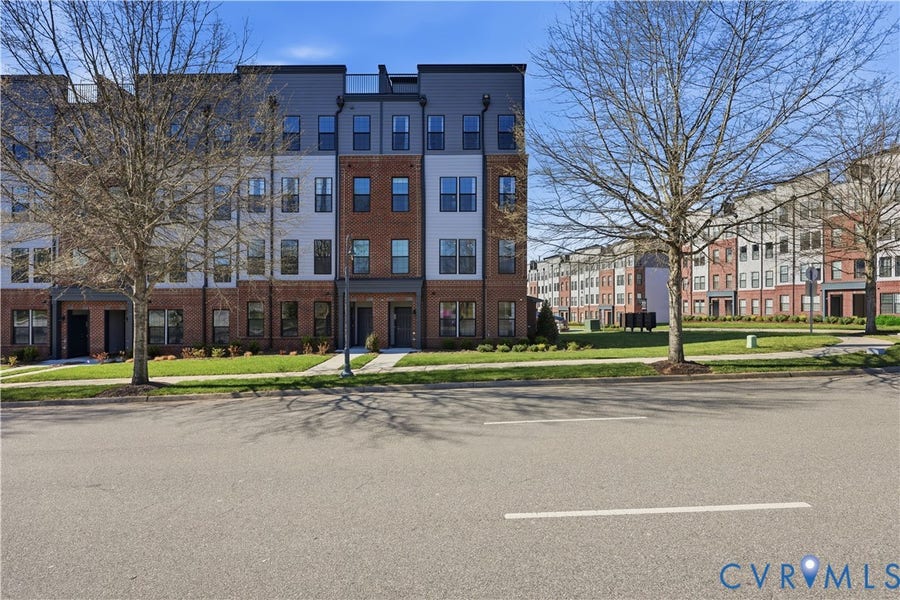 Property photo for 13208 Brattice Loop, Midlothian, VA