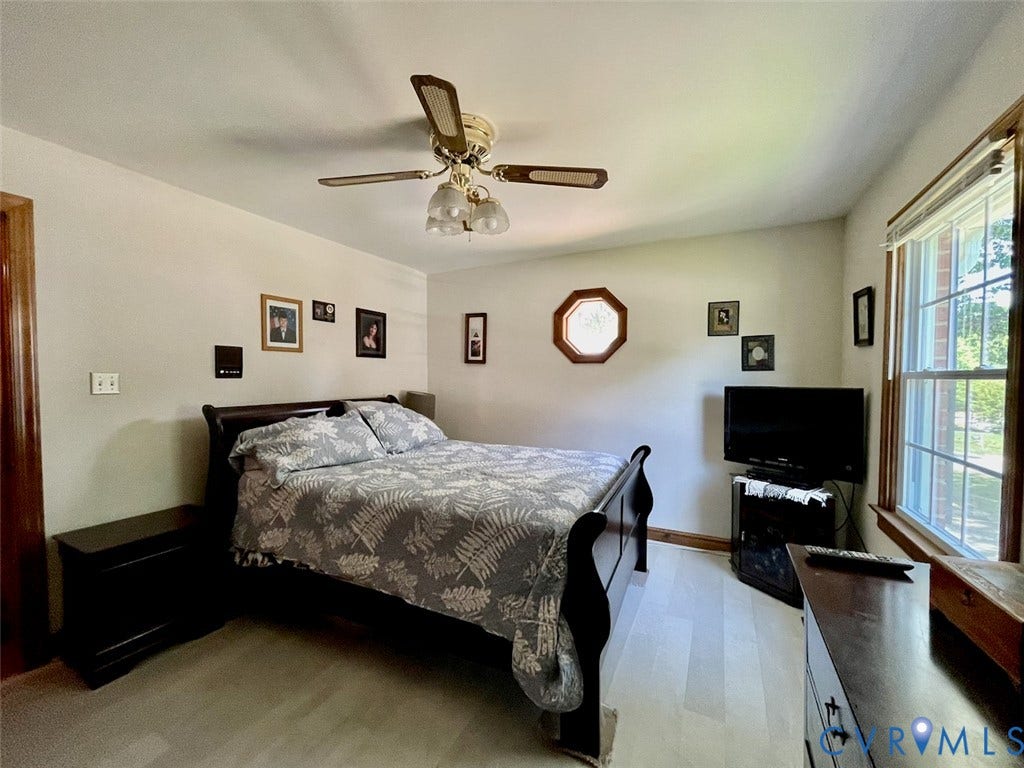 10512 Hamlin Drive, Chester, VA 23831