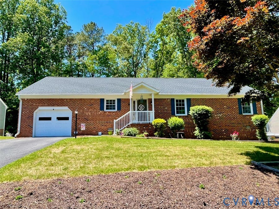 Property photo for 10512 Hamlin Drive, Chester, VA