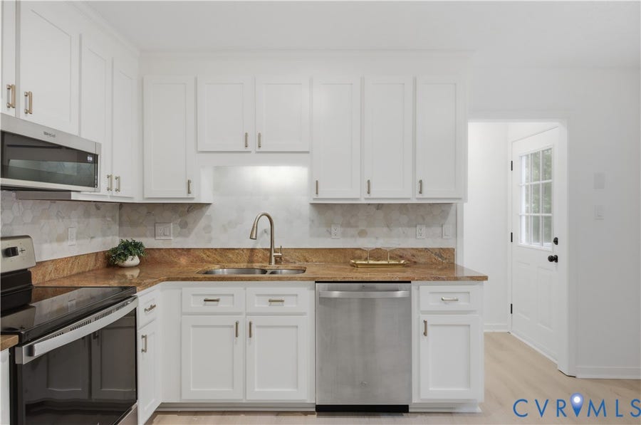 Property photo for 2150 Eastwood Pine Court, Moseley, VA