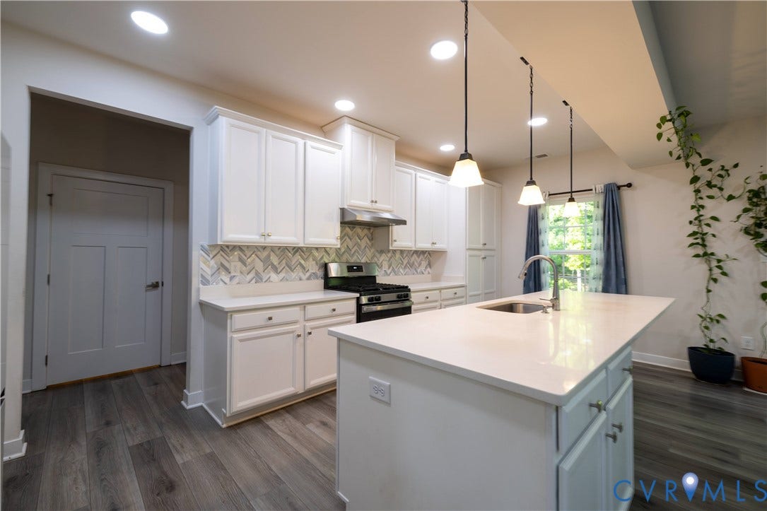 4733 Fry Landing Drive, Glen Allen, VA 23059 4733 Fry Landing Drive, Glen Allen, VA 23059
