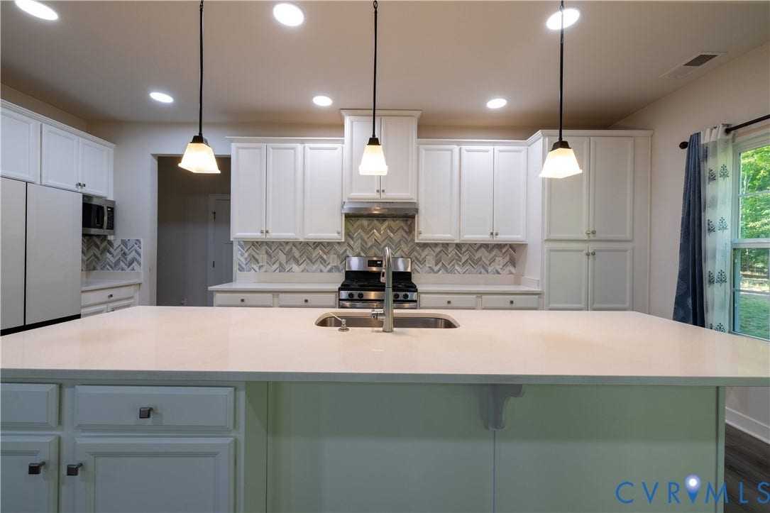 4733 Fry Landing Drive, Glen Allen, VA 23059 4733 Fry Landing Drive, Glen Allen, VA 23059