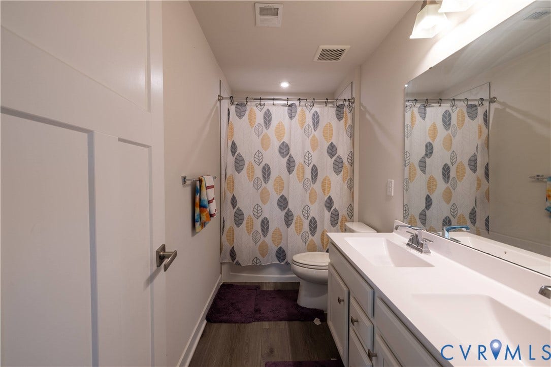 4733 Fry Landing Drive, Glen Allen, VA 23059 4733 Fry Landing Drive, Glen Allen, VA 23059