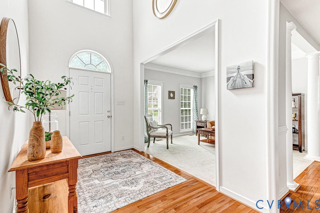 5841 Dorton Lane, Carrington, Glen Allen, VA 23060 Two story foyer with hardwood floors.