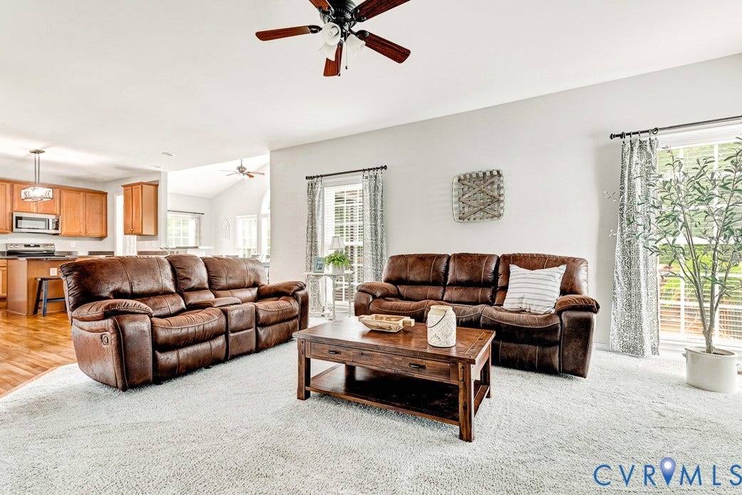 5841 Dorton Lane, Carrington, Glen Allen, VA 23060 The family room is just off of the kitchen.