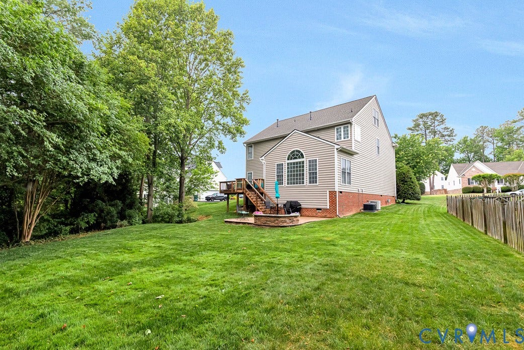 5841 Dorton Lane, Carrington, Glen Allen, VA 23060 Another angle of the rear yard.