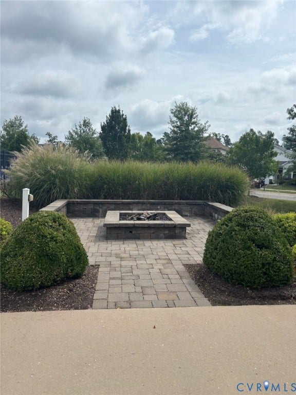 7236 George Wythe Lane, Summer Maple, New Kent, VA 23124 Club House # 2 Fire Pit
