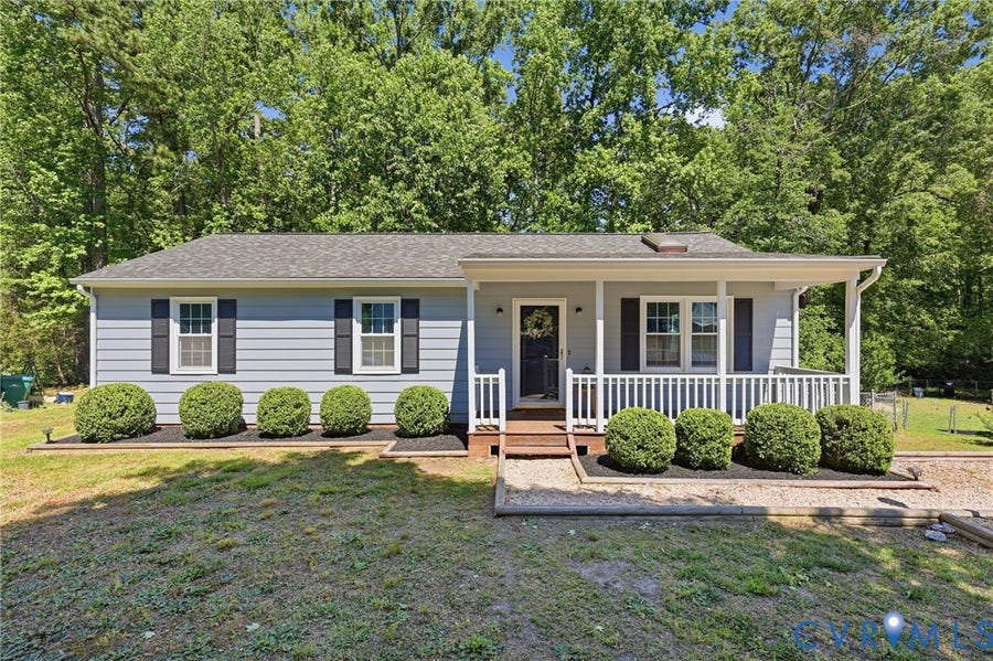 Property photo for 15707 Roland View Drive, Chester, VA