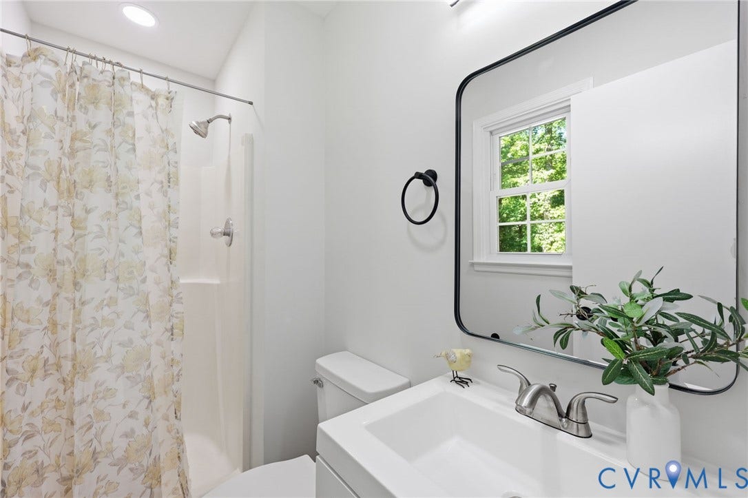 15707 Roland View Drive, Chester, VA 23831 15707 Roland View Drive, Chester, VA 23831