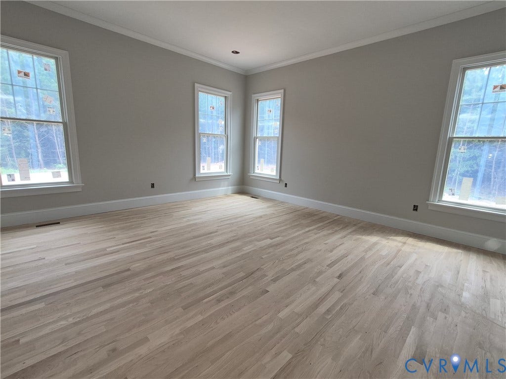 1554 Smokey Ridge Road, Breeze Hill, Maidens, VA 23102 First floor primary suilte plus 2nd guest room or office on main floor