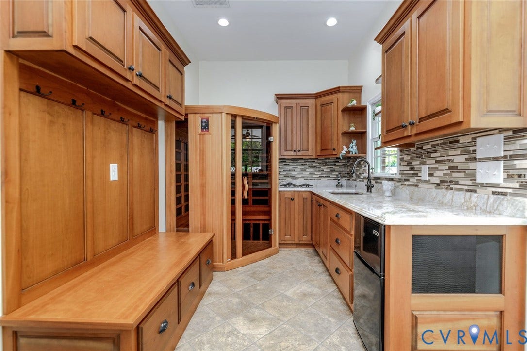 11029 Brookhollow Drive, Stony Run Estates, Glen Allen, VA 23059 11029 Brookhollow Drive, Stony Run Estates, Glen Allen, VA 23059