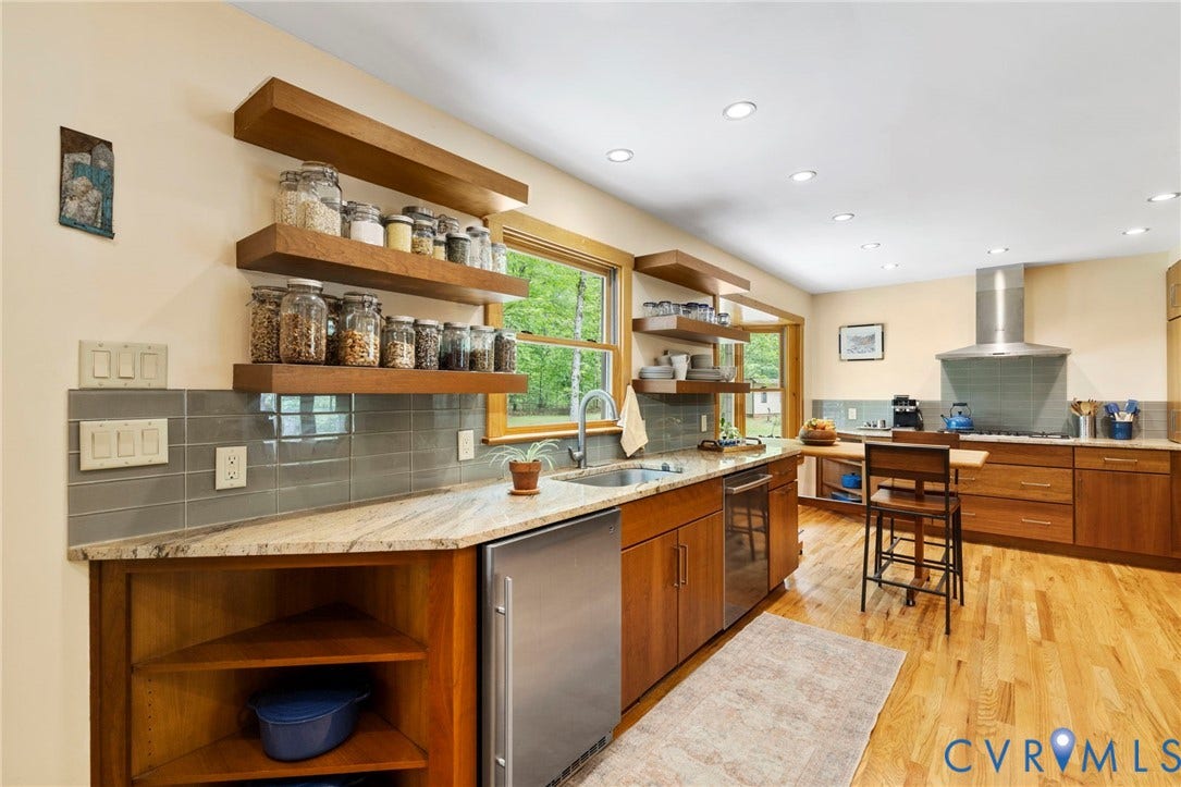 3172 Three Bridge Road, Powhatan, Powhatan, VA 23139 Large kitchen with hardwood floors & recessed can lighting.