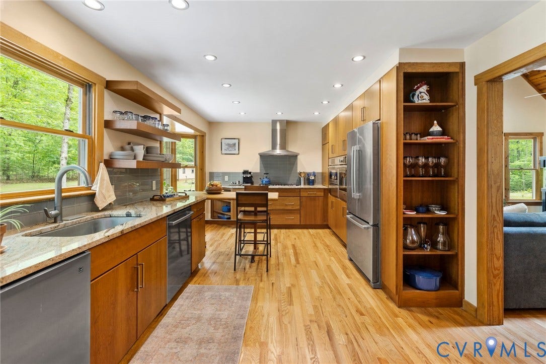3172 Three Bridge Road, Powhatan, Powhatan, VA 23139 Excellent storage options throughout the kitchen with creative corner cabinet & shelf storage as well as end cabinet nooks.