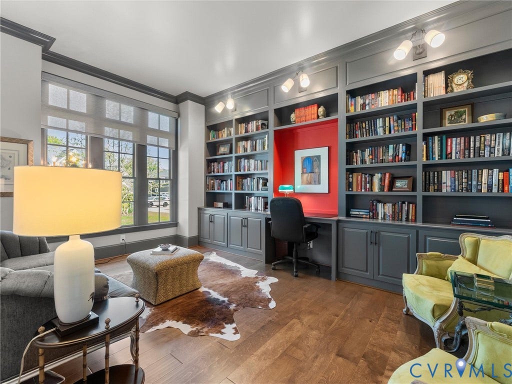16131 Binley Road, Hallsley, Midlothian, VA 23112 Built-in library.