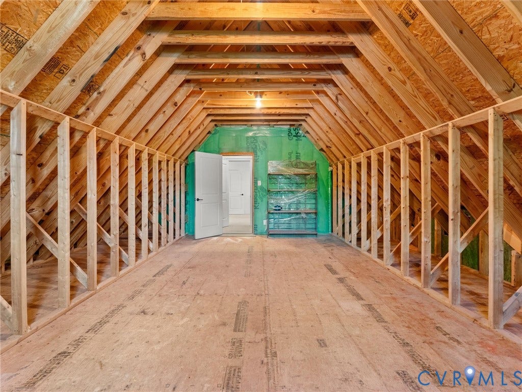 16131 Binley Road, Hallsley, Midlothian, VA 23112 13'1" X 21'7". So much expandable potential, connected to Bedroom 2!