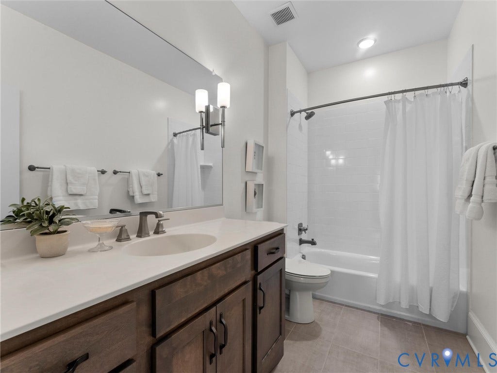 16131 Binley Road, Hallsley, Midlothian, VA 23112 8'10" X 8'6". En-suite full bath for Bedroom 2.