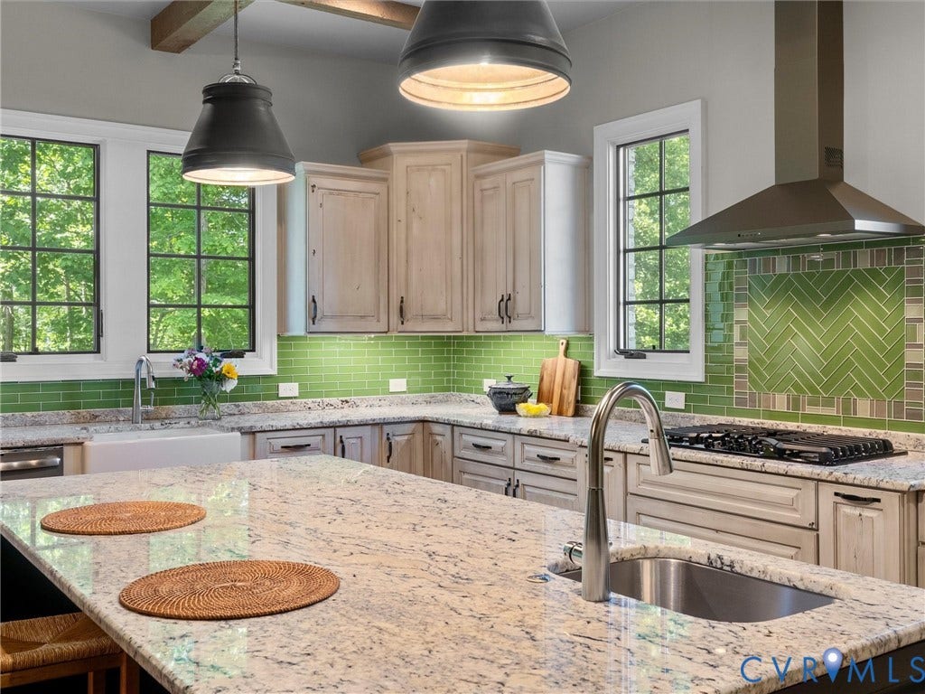16131 Binley Road, Hallsley, Midlothian, VA 23112 16131 Binley Road, Hallsley, Midlothian, VA 23112
